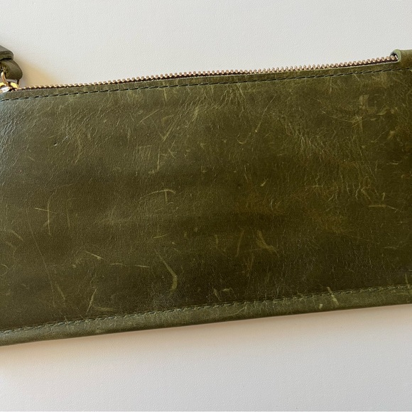 FOUNT LEATHER- THE FINLEY WRISTLET in SAGE THIS IS DISCONTINUED ❤️ - Picture 5 of 15
